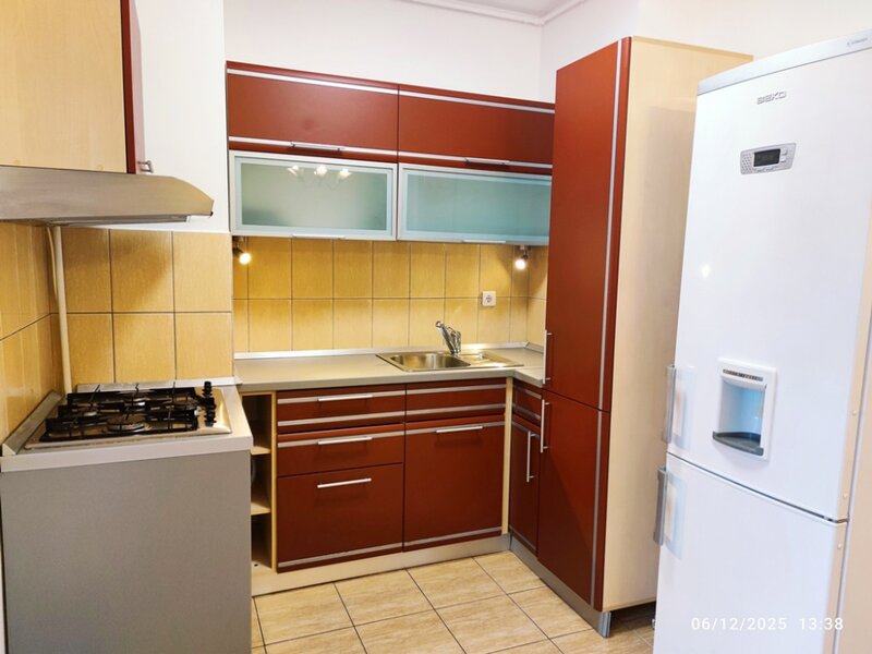 Titan - Liviu Rebreanu  2 camere complex rezidential 2010- loc de parcare